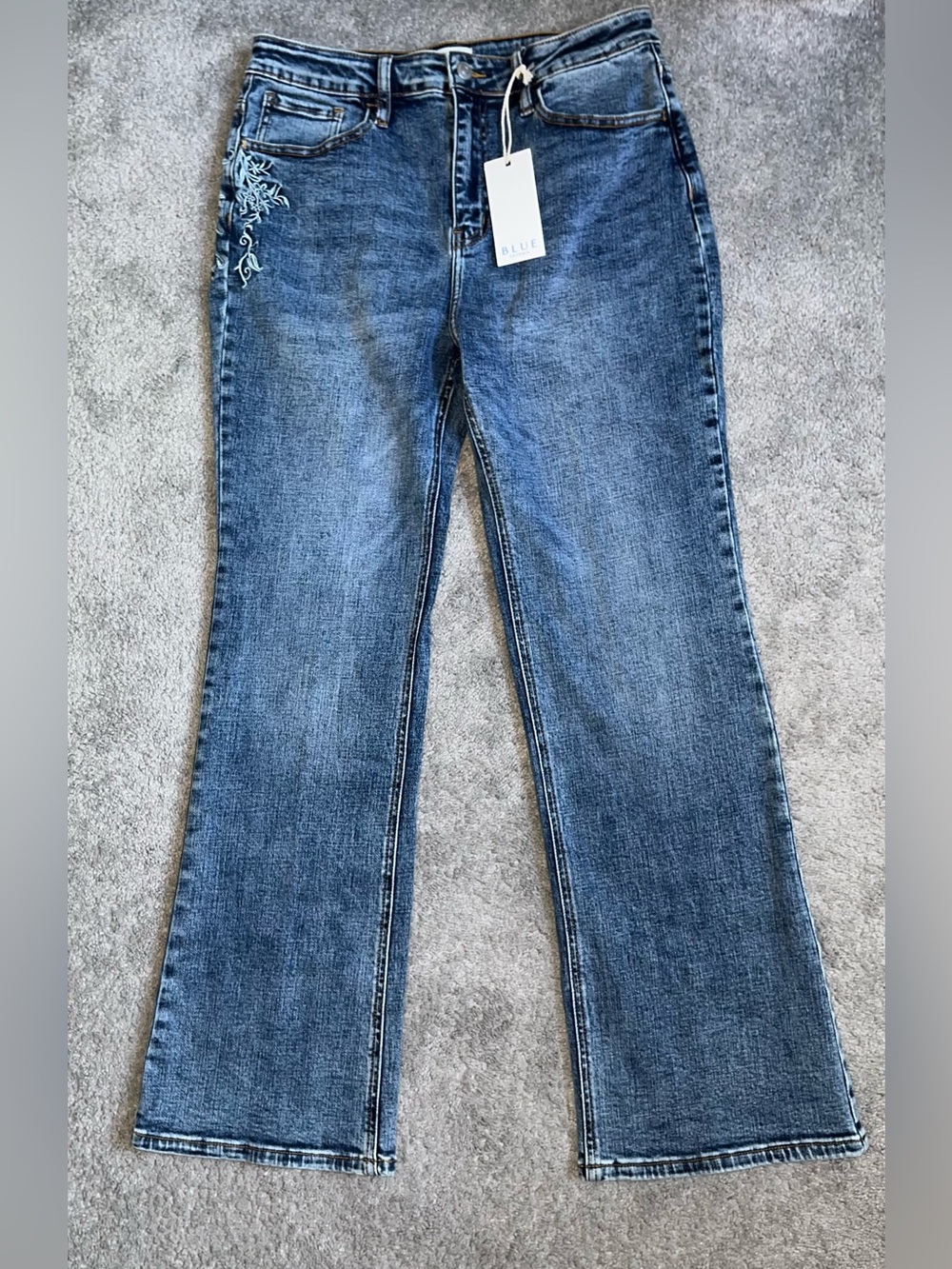 NWT Blue Artemis High Rise Jeans 10